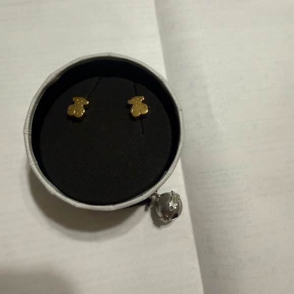 18K Gold Sweet Dolls Earrings - Picture 13 of 13